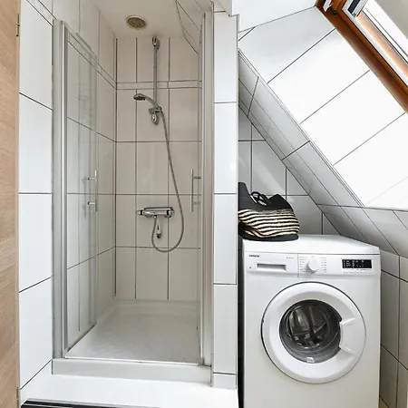2 Bedroom Lovely In Apartman *